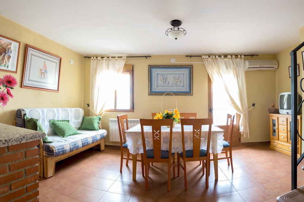 Las Calabazas Barrado Room photo
